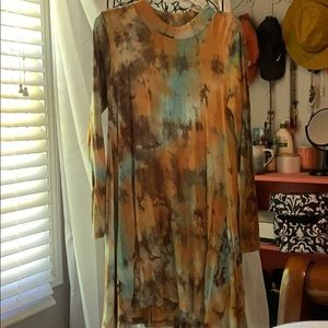 Tie dye long sleeve shift dress